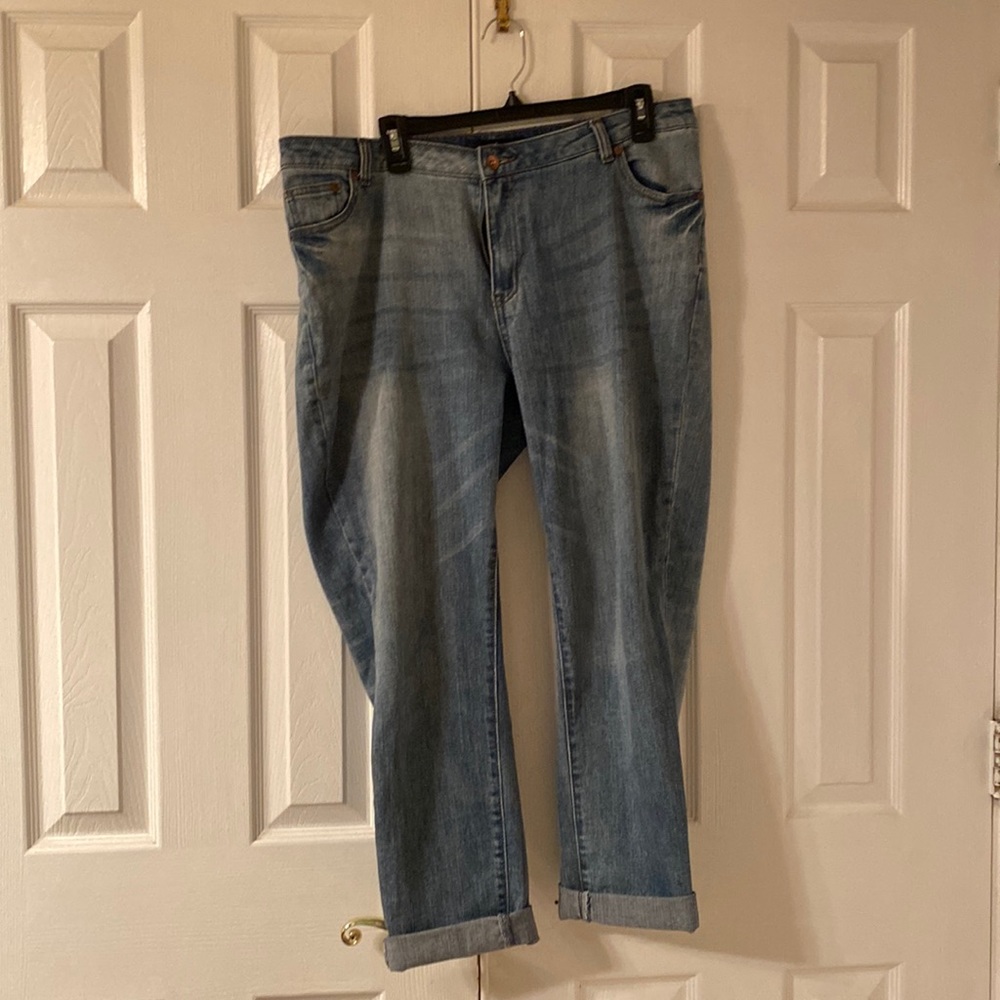 Women’s distressed jeans